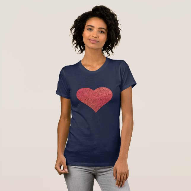Großes rotes gemustertes Herz T-Shirt (Vorne ganz)