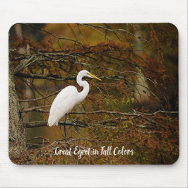 Großes Weißes Egret in Herbstfarben Mauspad