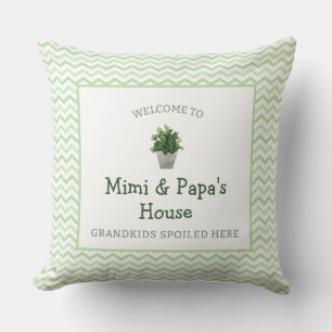 Großkinder verwöhnt hier Custom Großeltern Kissen