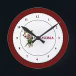 Großmutter Antike Rose Uhr<br><div class="desc">Schöner antiker Rose-Druck auf dieser Uhr für Oma! Einzigartiges Weihnachtsgeschenk, Geburtstag, Muttertag oder nur weil! Sie wird es Liebe!</div>