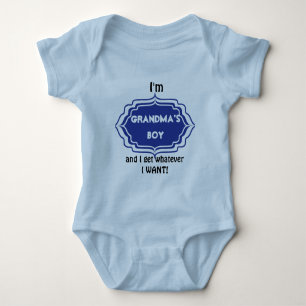 Großmutter-Junge Baby Strampler