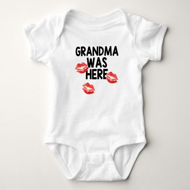 Großmutter war küsst hier Baby-Bodysuit Baby Strampler (Vorderseite)