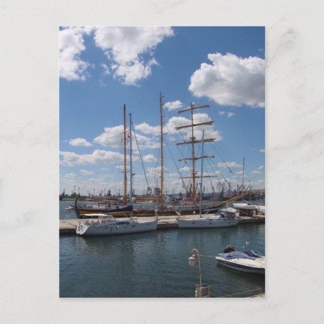 Großschiff im Hafen von Varna Postkarte (Vorderseite)