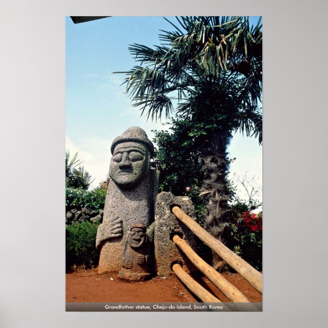 Großvaterstatue, Cheju-do Island, Südkorea Poster (Vorne)