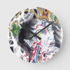 Grotesque Head & Sword Runde Wanduhr