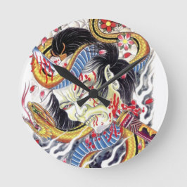 Grotesque & Snake Tattoo Design Runde Wanduhr