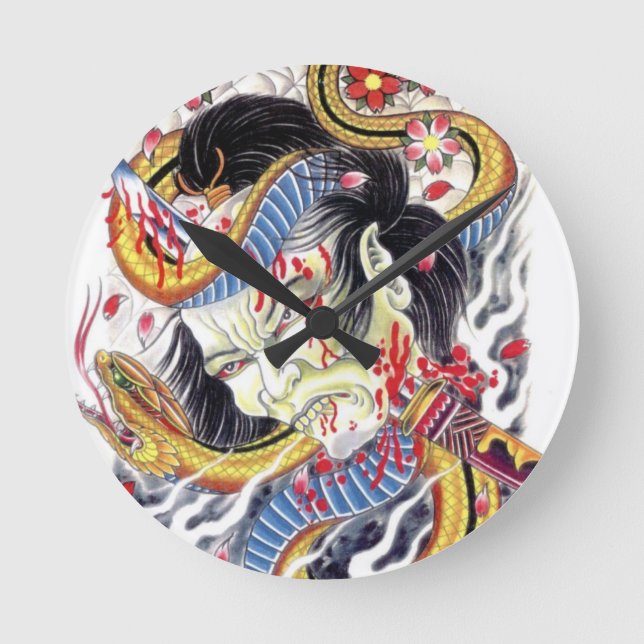 Grotesque & Snake Tattoo Design Runde Wanduhr (Vorderseite)