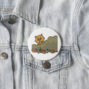 Groundhog durchquert Herbstbüsche Button