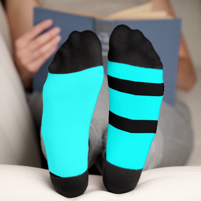 Grubby Hands Logo Crew Socken (Cyan und Schwarz) (Unterseite)