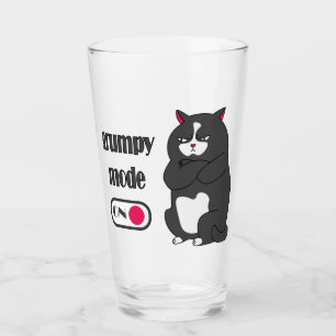 Grumpiger Modus bei lustiger, dicker Katze Glas