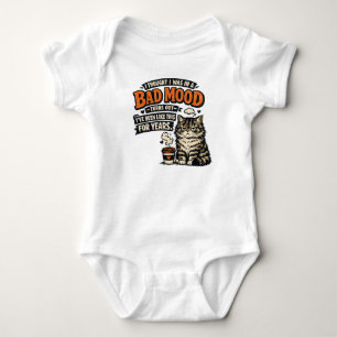 Grumpy Cat Kaffee-Stimmung – Retro-lustiges Zitat- Baby Strampler