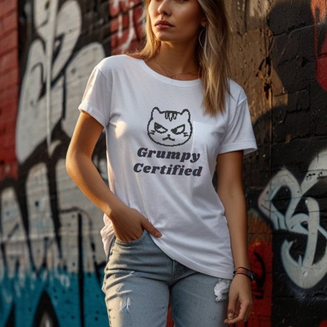 "Grumpy Certified" Funny Cat Meme Design Women T-Shirt (Von Creator hochgeladen)