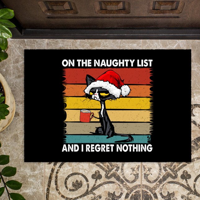 Grumpy Christmas Cat auf der Naughty List Fußmatte (Von Creator hochgeladen)