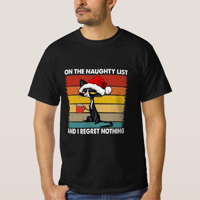 Grumpy Christmas Cat auf der Naughty List T-Shirt (Vorderseite)