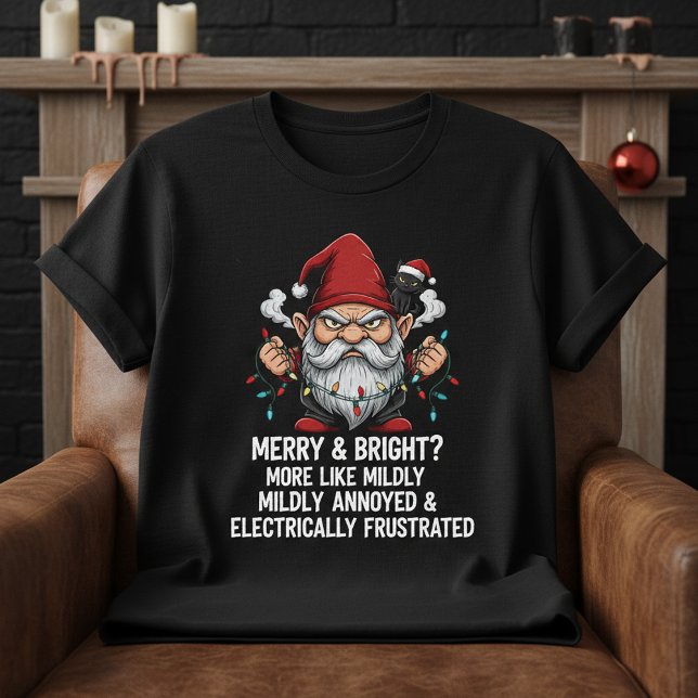 Grumpy Christmas Gnome Tangled Lights Black Cat  T-Shirt (Von Creator hochgeladen)
