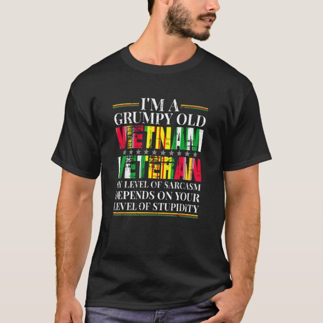 Grumpy Old Vietnam Veteranen T-Shirt (Vorderseite)