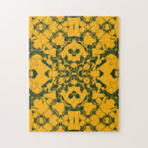 Grün-goldenes, filigranes Kaleidoskopmuster