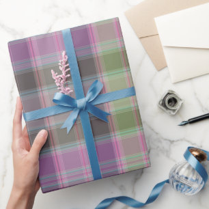 Grün, lila klassischer Tartan. Geschenkpapier