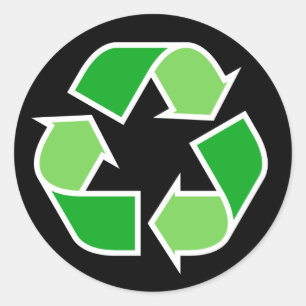 Grün recycelnd recycelnd Symbol auf schwarzem Hint Runder Aufkleber