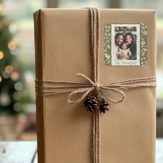 Grün und Beige Folk Art Weihnachts-Foto Quadratischer Aufkleber (Green and Beige Folk Art Christmas Square Sticker)