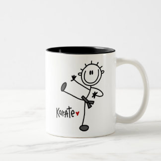 Grundlegende männliche Strichmännchen-Karate-T - Zweifarbige Tasse