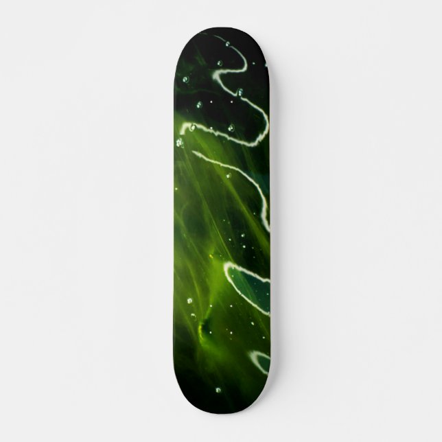Grüne Algen und Wasser sdcna Skateboard (Vorne)