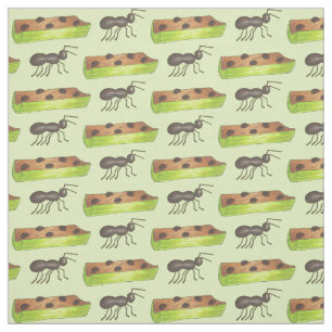 Grüne Ameisen auf einem Rundholz-Erdnussbutterfett Stoff