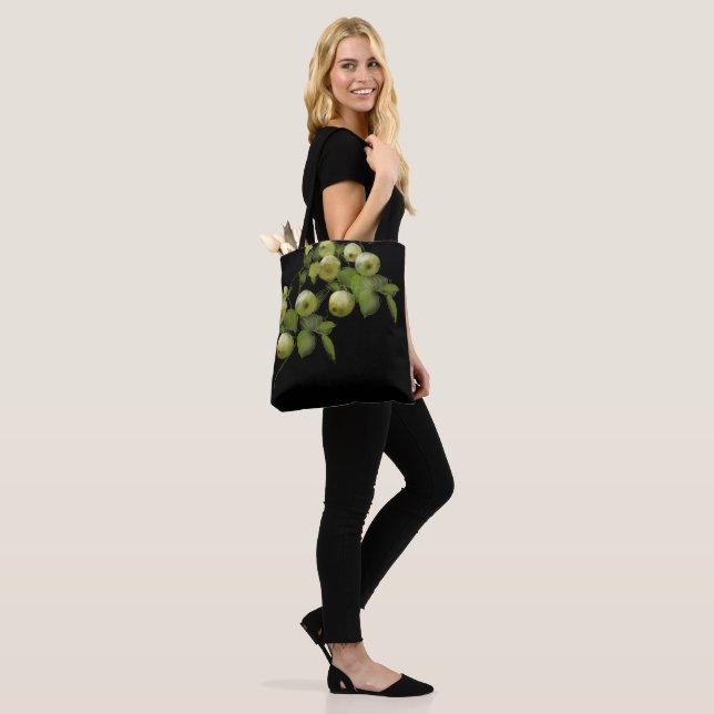 Grüne Äpfel (Am Model)