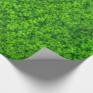 Grüne Blattwolken mit Wassertropfen Geschenkpapier