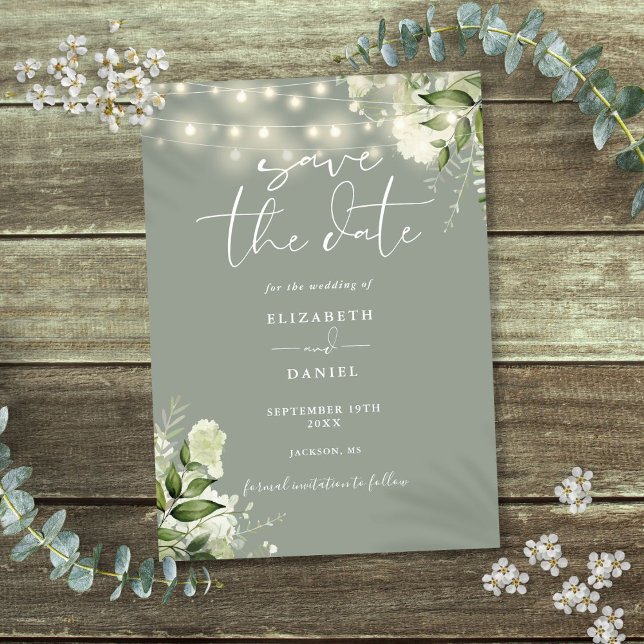 Grüne Blumenweide und Lichter Hochzeit Save The Date (Sage Green Floral Greenery String Lights Wedding Save The Date)