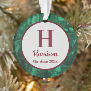 Grüne Edelstein-Familieninitialen-Weihnachtsmonogr Ornament