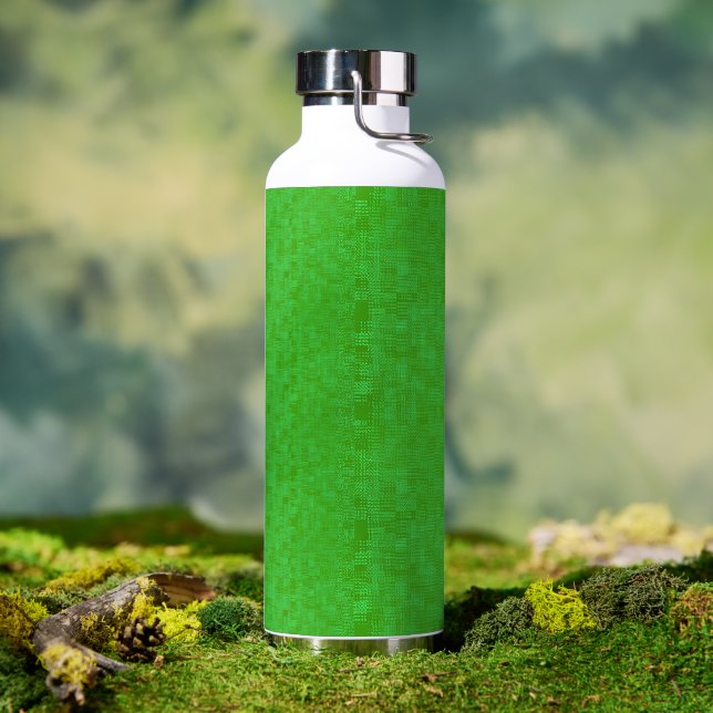 Grüne Edelsteine Trinkflasche (Außenbereich)