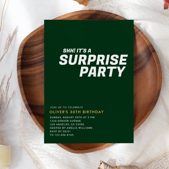 Grüne Elegant & Moderne Überraschung Geburtstagspa Einladung (Green Elegant & Modern Surprise Birthday Party Invitation
)