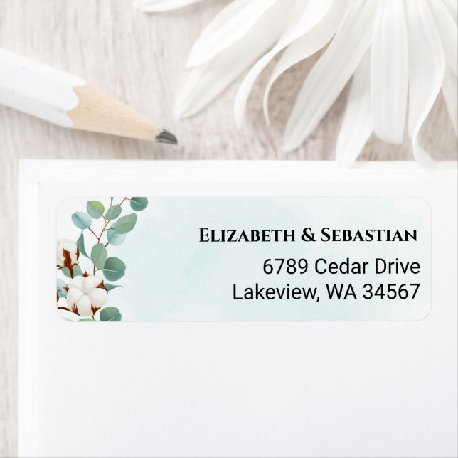 Grüne Eukalyptus- und Cotton-Blume-Hochzeit (Insitu)