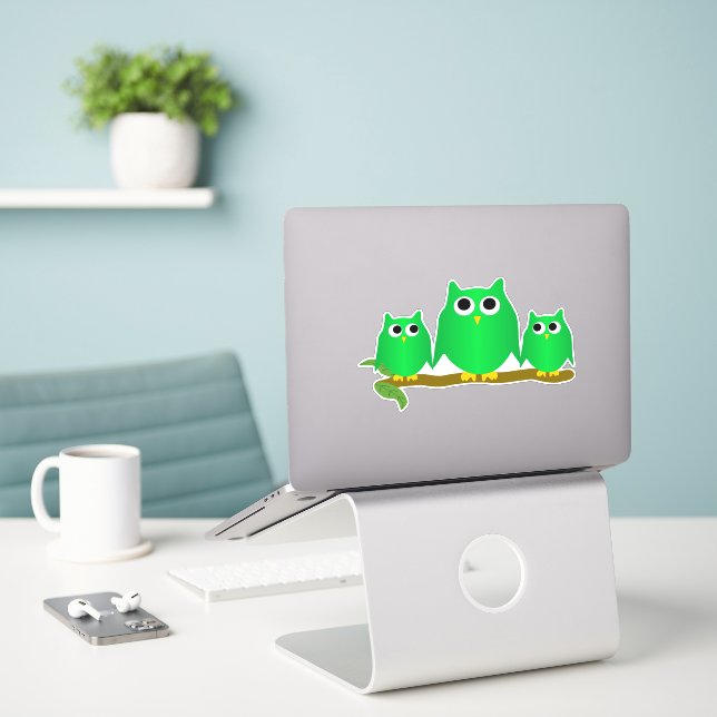 Grüne Eulen Design Aufkleber (Laptop auf Schreibtisch)