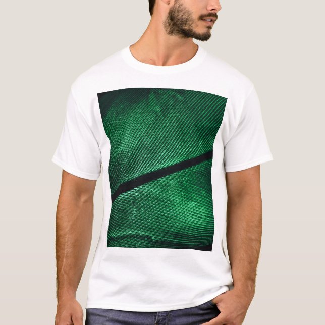 Grüne Feder, schöne Mustertextur. T-Shirt (Vorderseite)