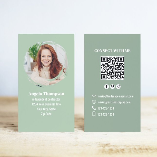 Grüne Foto-QR-Code Verbinde dich mit mir Geschäft Visitenkarte (Green photo business card with QR code template.)