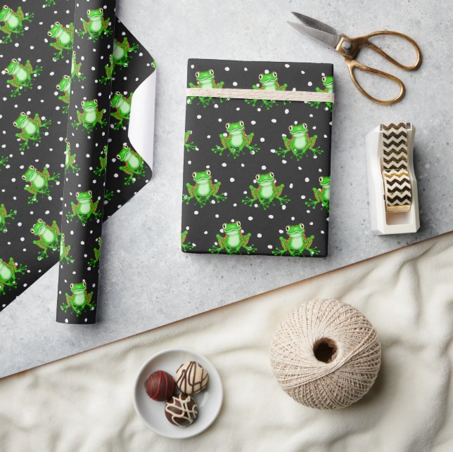 Grüne Frösche auf Punkten Geschenkpapier (Kunsthandwerk)