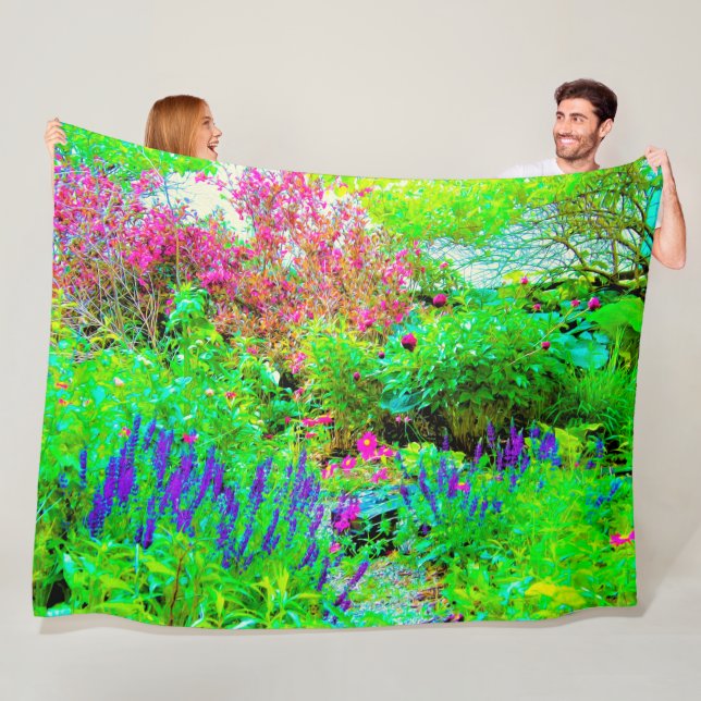 Grüne Frühlingsgärtnerei mit Peongs Fleecedecke (Beispiel)