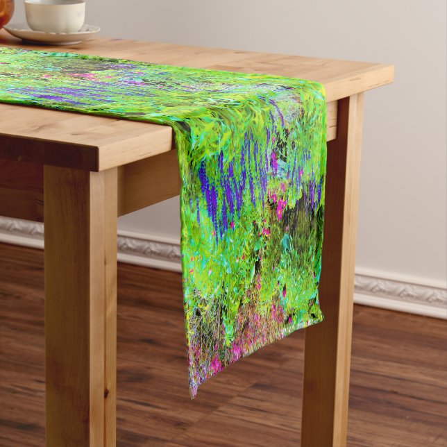 Grüne Frühlingsgärtnerei mit Peongs Kurzer Tischläufer (Beispiel)