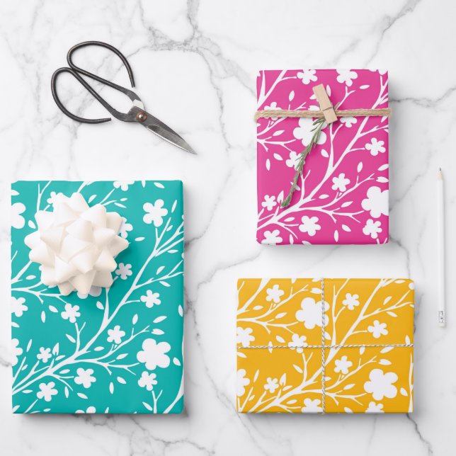 Grüne, gelbe und rosa mehrfarbige Frühlingsblumen Geschenkpapier Set (Vorderseite)