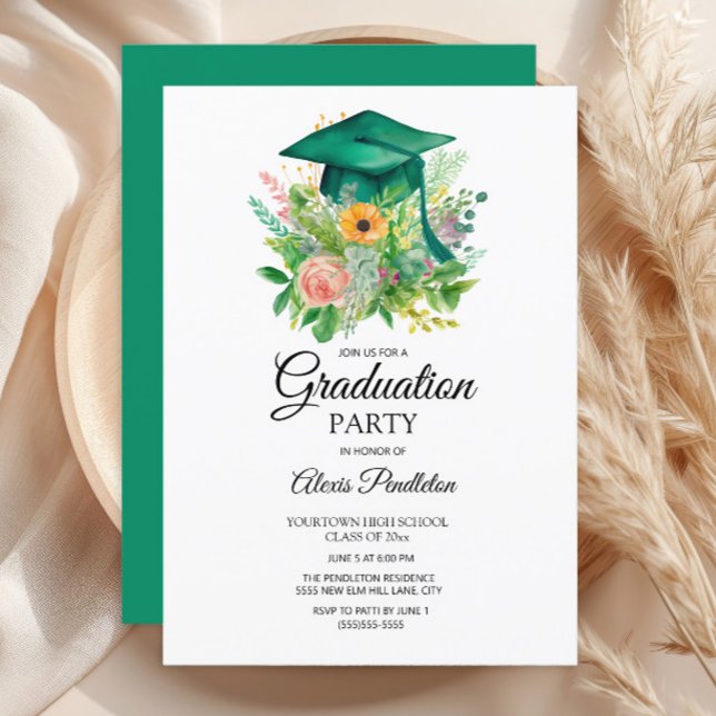 Grüne Graduation Cap Floral High School Einladung (Green graduation cap party invitation)