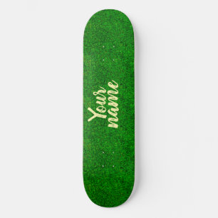 Grüne Grastextur von einem Fußballfeld Skateboard