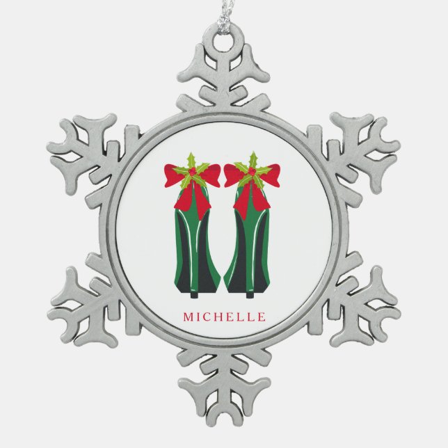 Grüne High Heels mit Weihnachtsbäumen Schneeflocken Zinn-Ornament (Vorderseite)