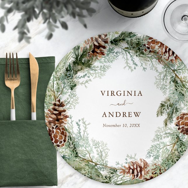 Grüne Kiefer Pappteller (Green Watercolor Evergreen Pinecones Paper Plates by Painted Paperie)