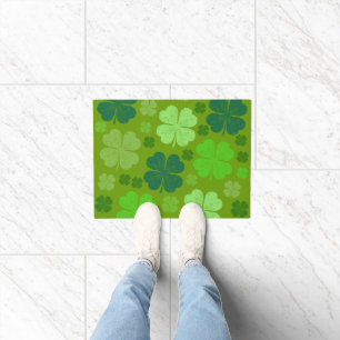 Grüne Klee, Glücksklamotten, St. Patrick's Day Fußmatte