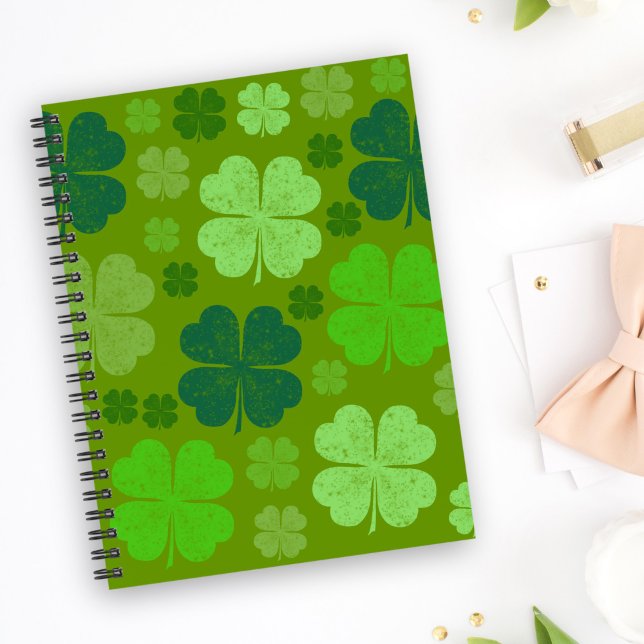 Grüne Klee, Glücksklamotten, St. Patrick's Day Planer (Von Creator hochgeladen)