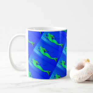 Grüne Meerjungfrauen schwimmen blau Kaffeetasse