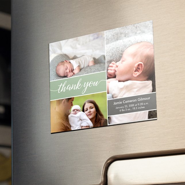Grüne Minimalistische Neugeborene Fotos Name Kinde Magneteinladung (Fridge magnet baby photo collage thank you announcement birth stat card.)