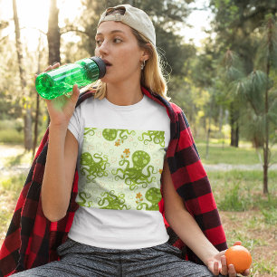 Grüne Oktopoden mit Blume T-Shirt